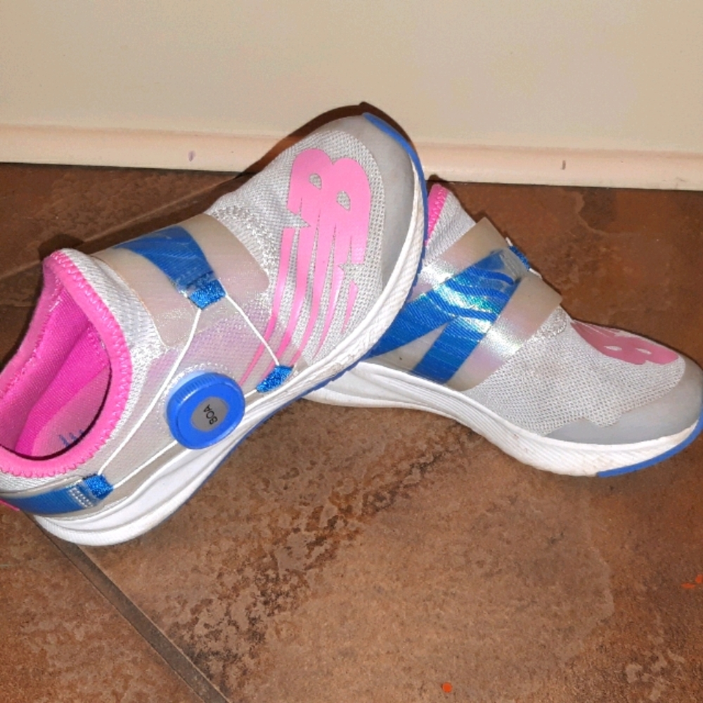 Girls NEW Balance